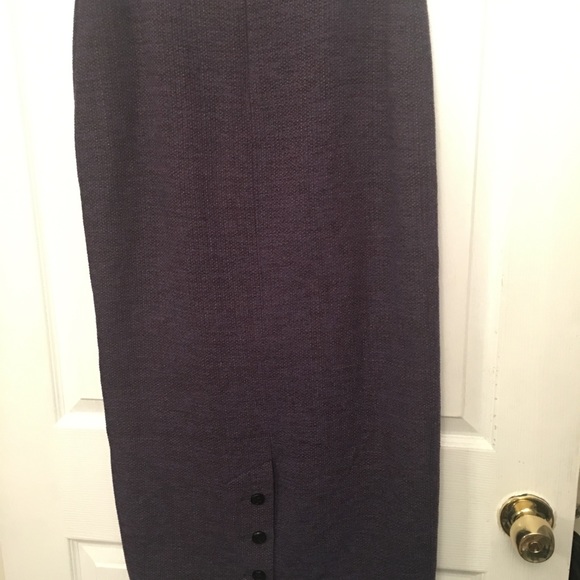 Vintage Chanel wool skirt - Picture 3 of 6